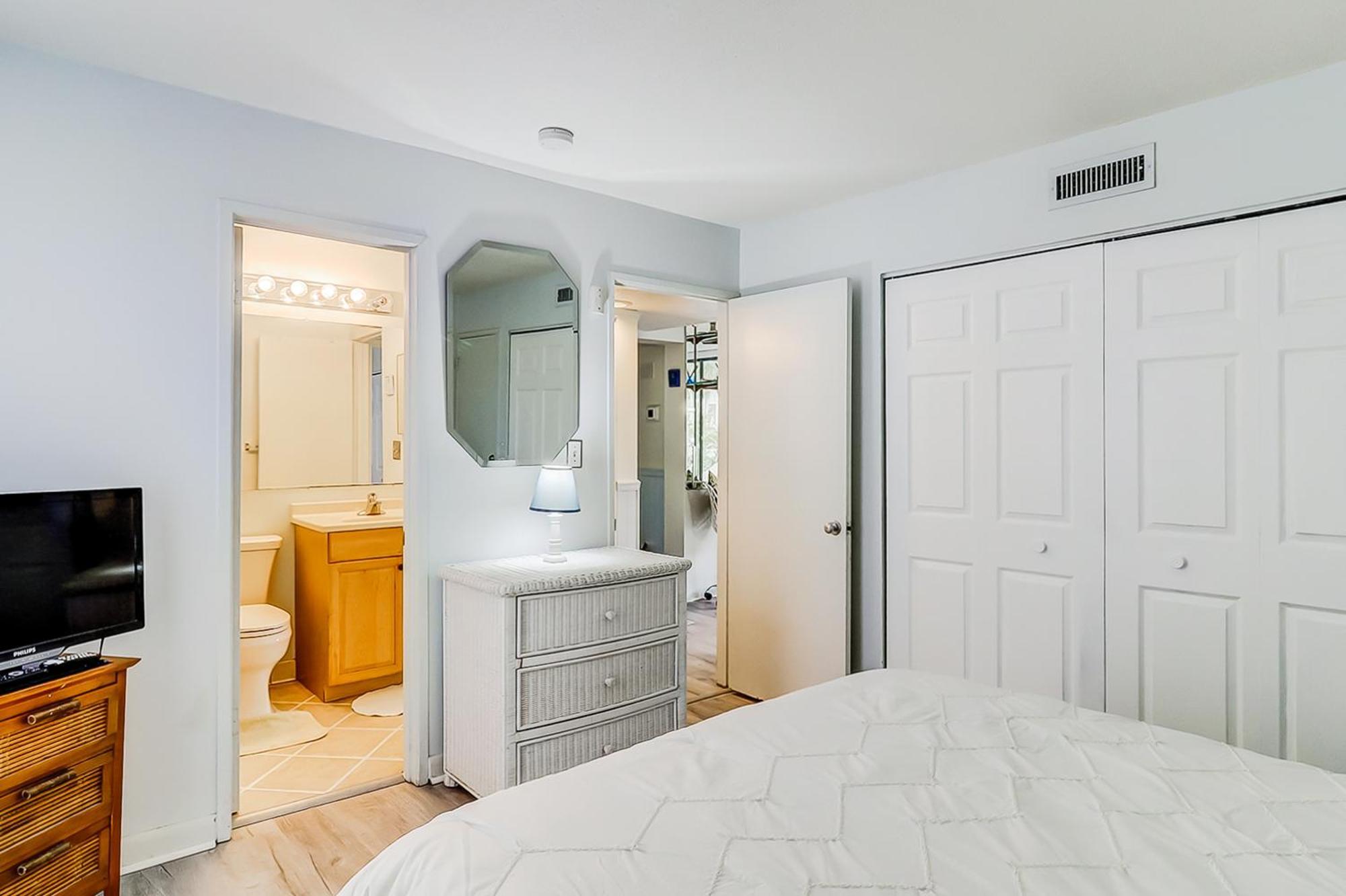 Seascape Villas Hilton Head Island Room photo
