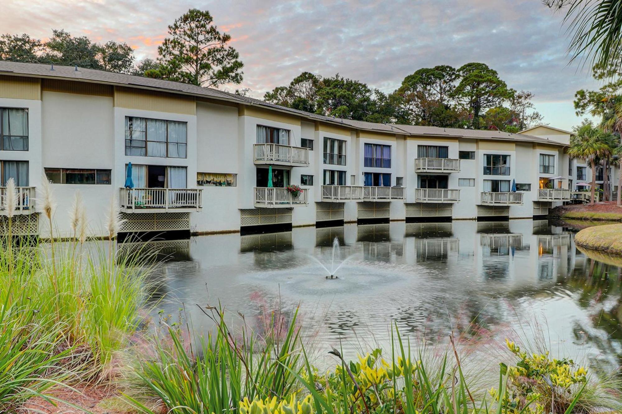 Seascape Villas Hilton Head Island Room photo